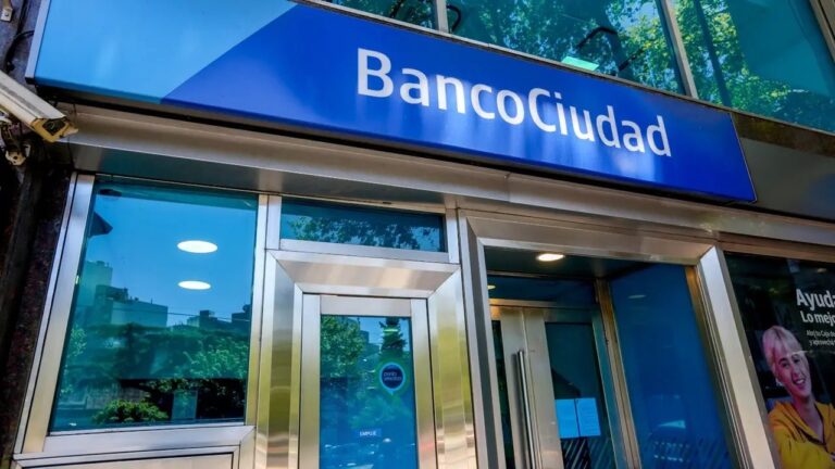 El boom del oro: cuánto paga el Banco Ciudad por el gramo, las trampas de los quilates y el rulo entre lingotes y alhajas