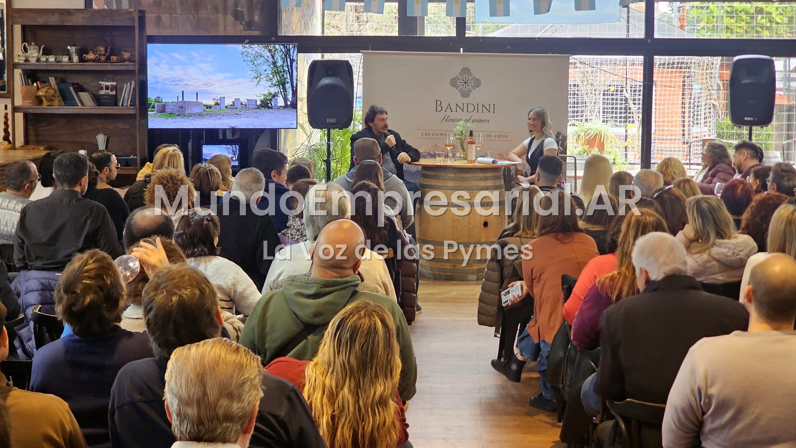 Felipe Pigna en la charla San Martín y el vino en Bandini