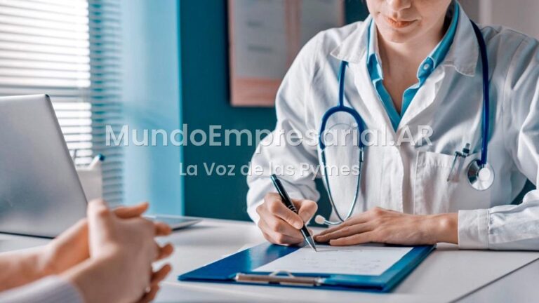Por el deterioro del salario, más de un millón de personas perdió prepaga