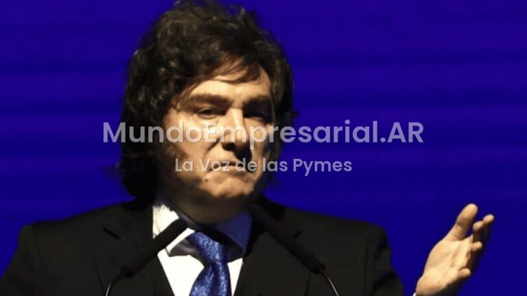 El ministro de Economía de Uruguay pidió cuidar las cuentas públicas para no terminar como Argentina y cuestionó duramente a Milei