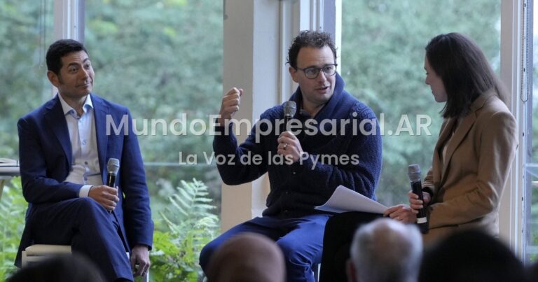 El creador de Claude pide frenar ya la IA porque en seis meses puede tomar el control global de internet