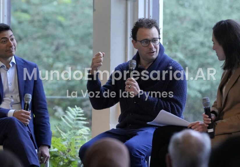 El creador de Claude pide frenar ya la IA porque en seis meses puede tomar el control global de internet