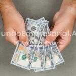 El Gobierno nacional prevé un dólar a $1.847 en diciembre de 2027: cuánto proyectan las consultoras - Sitio Andino