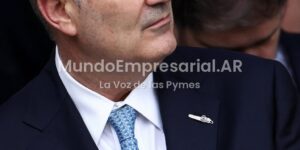 Sturzenegger le respondió a la UIA: “Para que crezca el cons