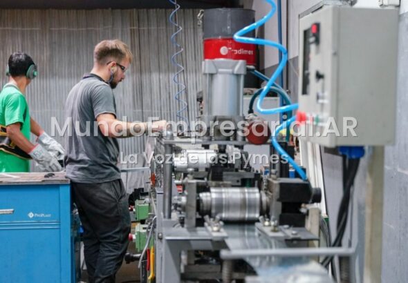 El empleo siguió estancado en agosto y las empresas casi no crean nuevos puestos