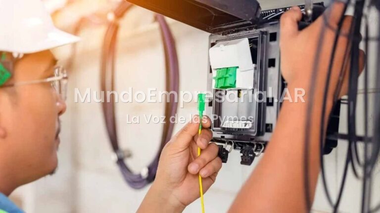 Paritaria de las telecomunicaciones: de cuánto es el salario de los empleados de Claro, Telecom y Telefónica en octubre