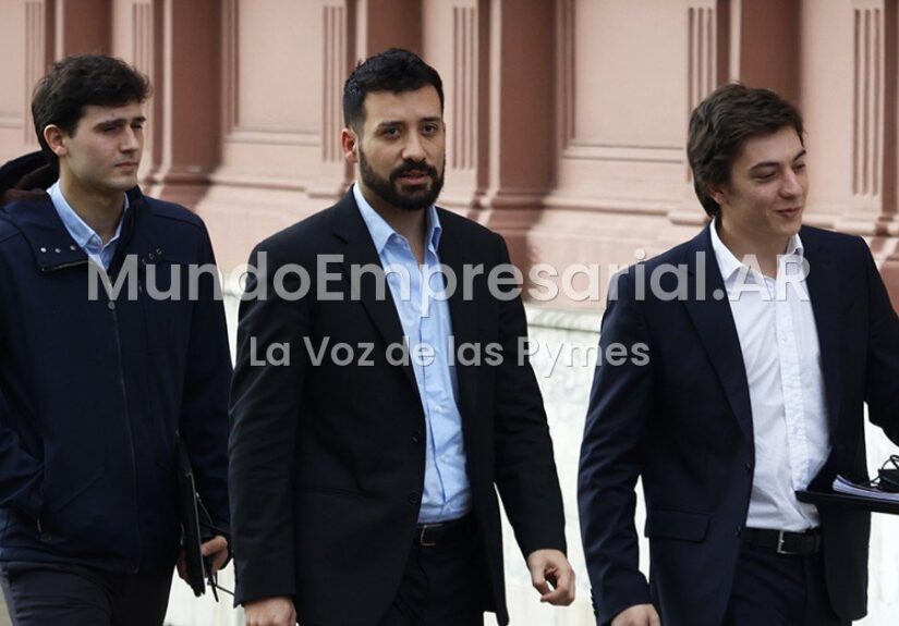 Bayer, Gobierno Nacional, Alejandro Cacace — Escándalo por la ley de semillas: Cacace "se brotó" y amenazó a los productores con redactar la ley con Bayer